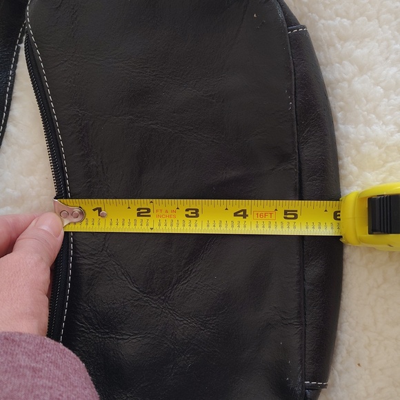 Wilson's Leather Maxima Black Leather Purse/Bag - Picture 12 of 12